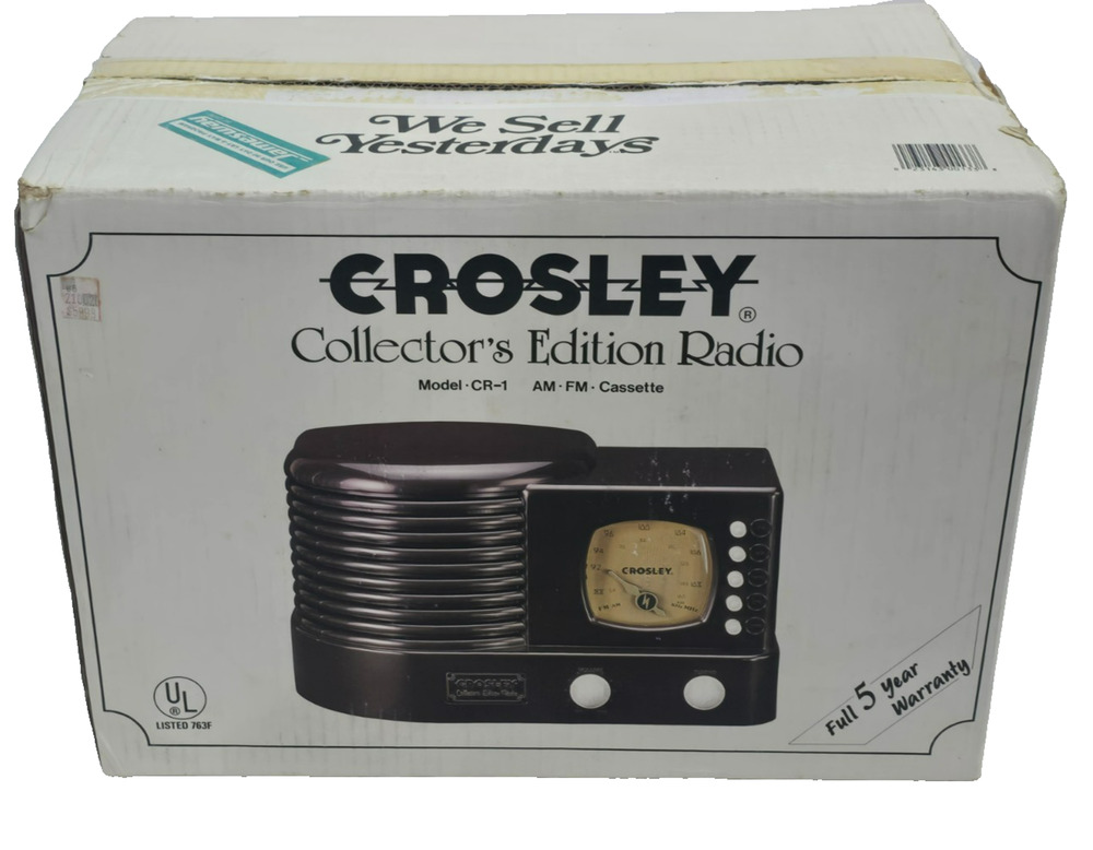 Crosley CR-1 Collectors Edition AM / FM Cassette Radio w Box Read